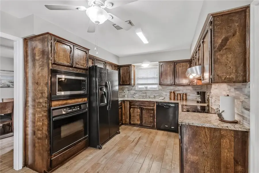 4957 Shadowbend Drive, Corpus Christi, TX 78413 - #3