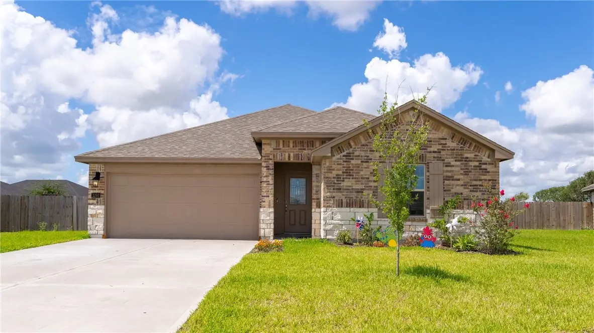 1293 Carnaby Street, Corpus Christi, TX 78415 - Image #1