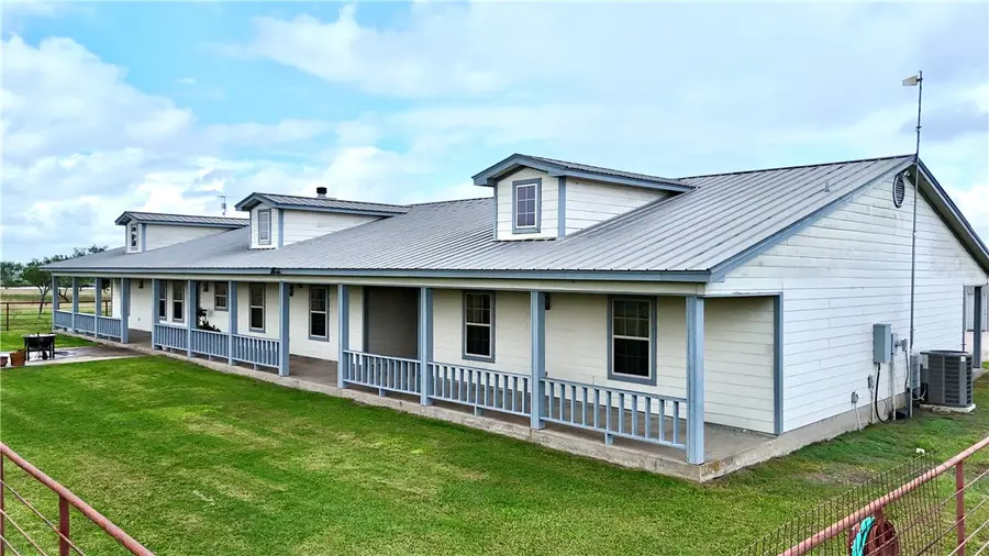 5567 County Road 1441, Mathis, TX 78368 - Image #3