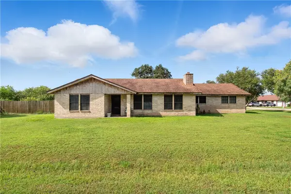 1300 Burton Street, Woodsboro, TX 78393