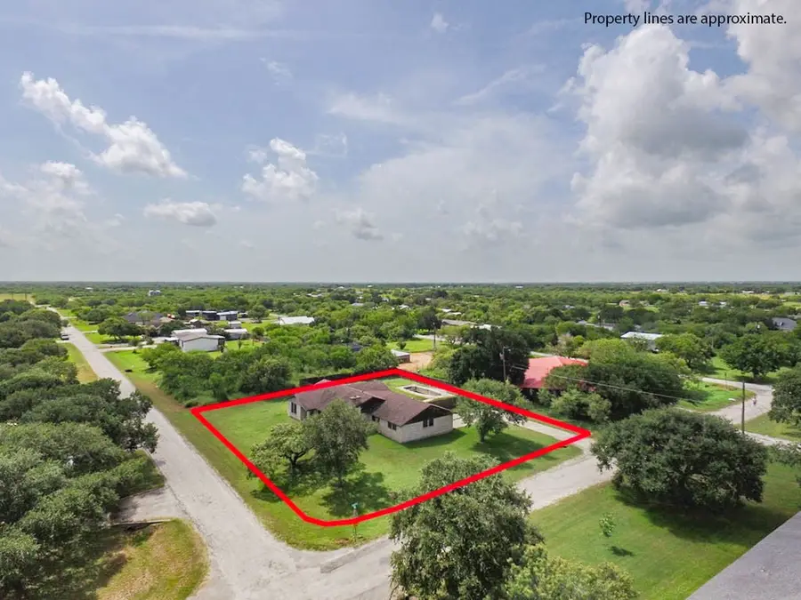 1300 Burton Street, Woodsboro, TX 78393 - Image #2