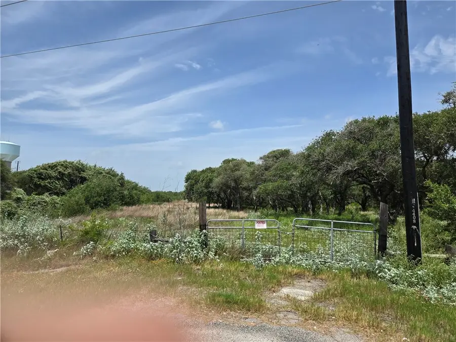 2761 State Highway 35 Bypass, Rockport, TX 78382 - Image #2
