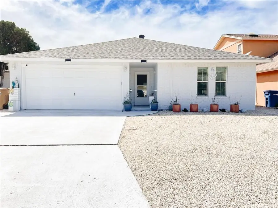 15321 Beaufort Court, Corpus Christi, TX 78418 - Image #2