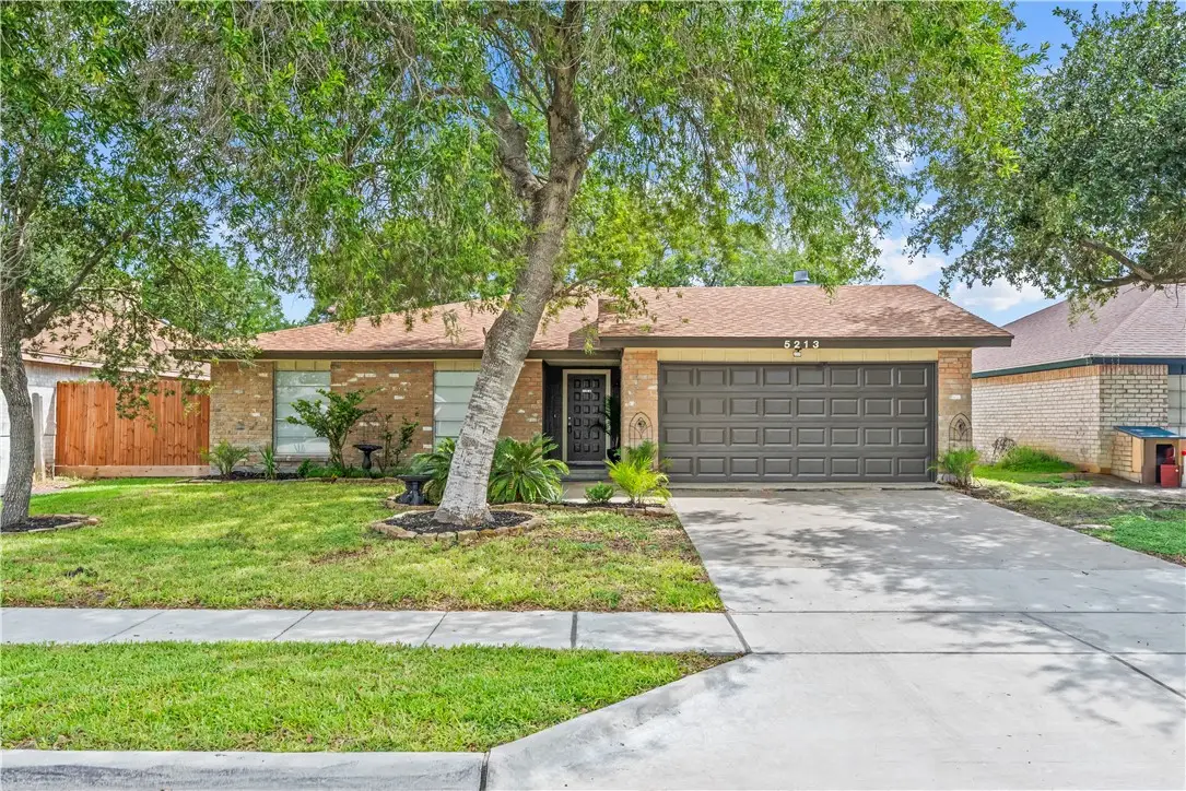 5213 Inverness Drive, Corpus Christi, TX 78413 - Image #1