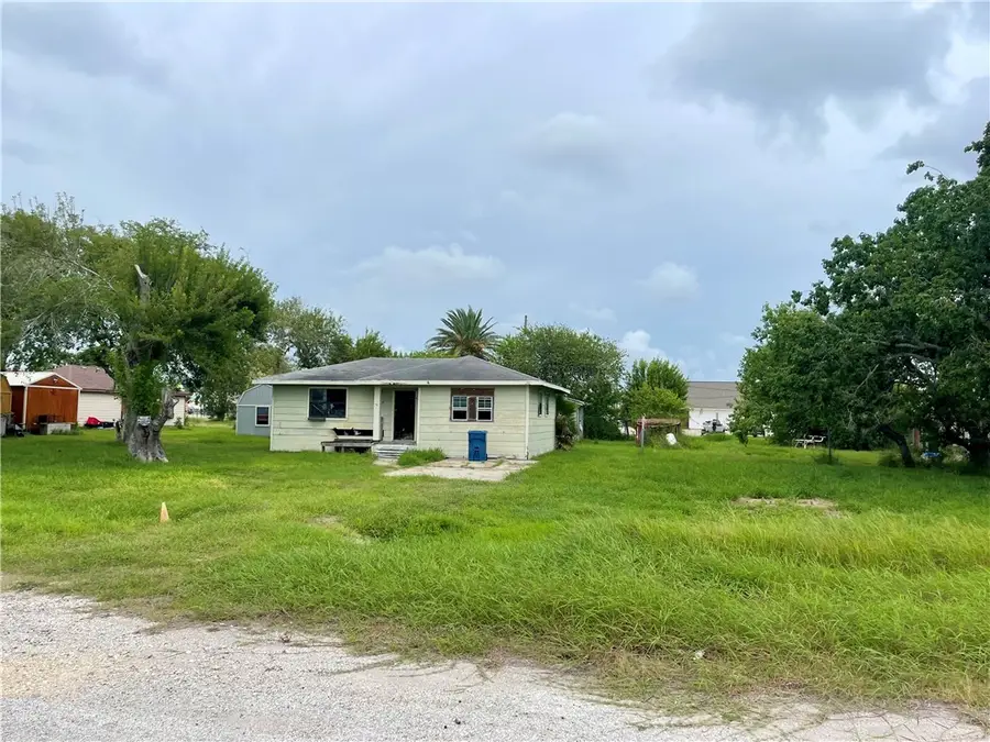 2534 & 2530 Blaschke Street, Ingleside, TX 78362 - Image #2