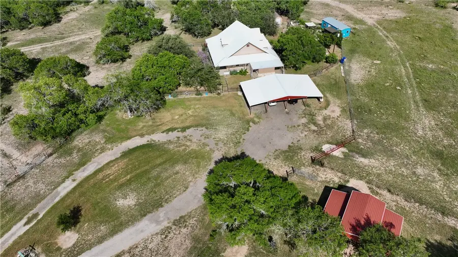 571 Fm 799, George West, TX 78022 - Image #3