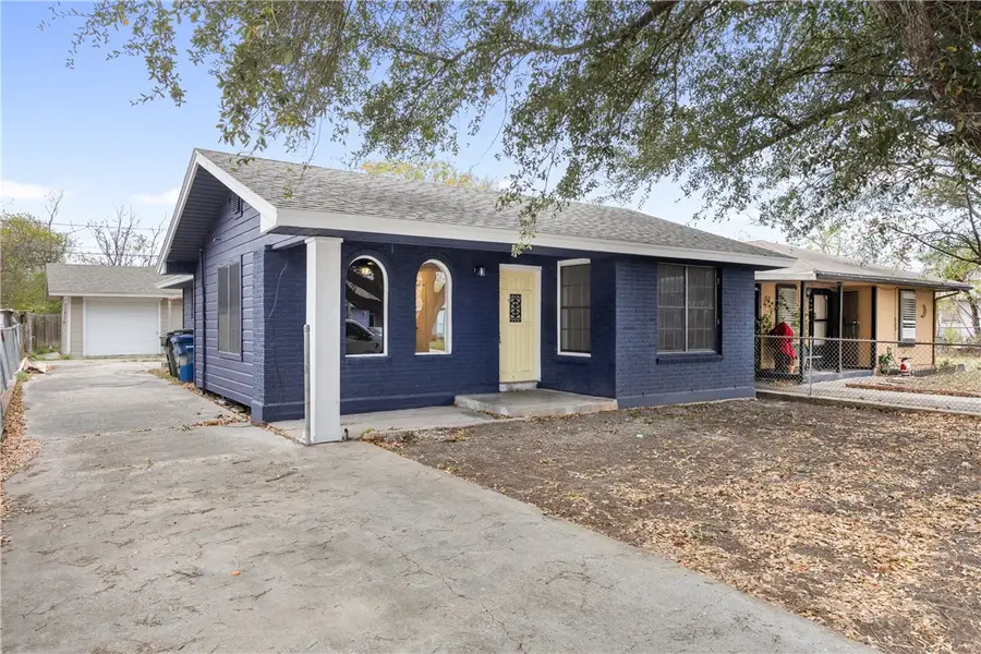 3033 Elgin Street, Corpus Christi, TX 78405 - Image #2