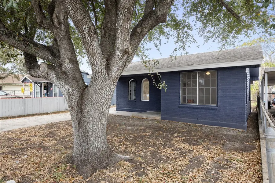 3033 Elgin Street, Corpus Christi, TX 78405 - Image #3