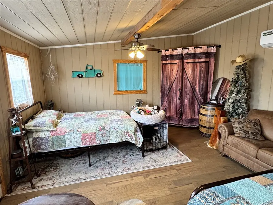 1616 Middle Road, George West, TX 78022 - Image #2