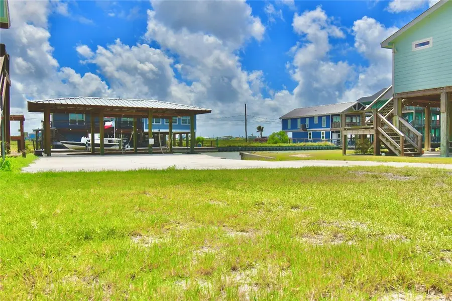 124 Belaire Drive, Rockport, TX 78382 - Image #2