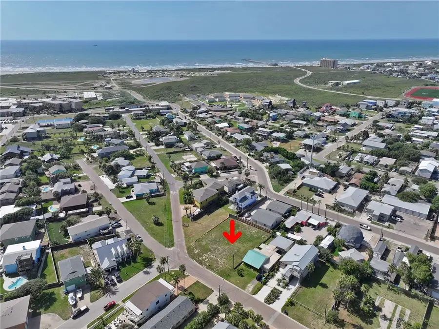 420 Tarrant Avenue, Port Aransas, TX 78373 - Image #2