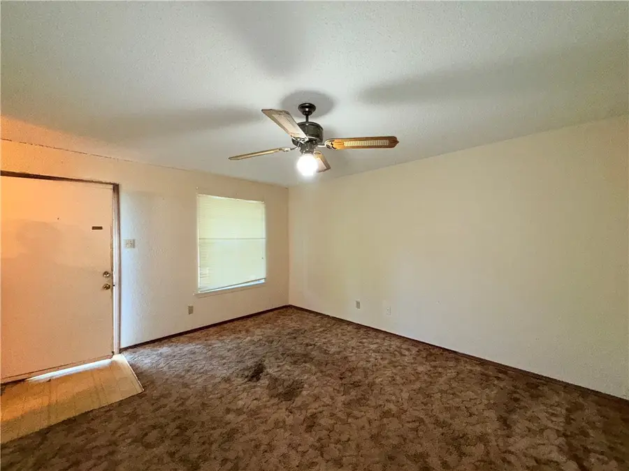 1038 Golden Gate, Corpus Christi, TX 78416 - Image #2
