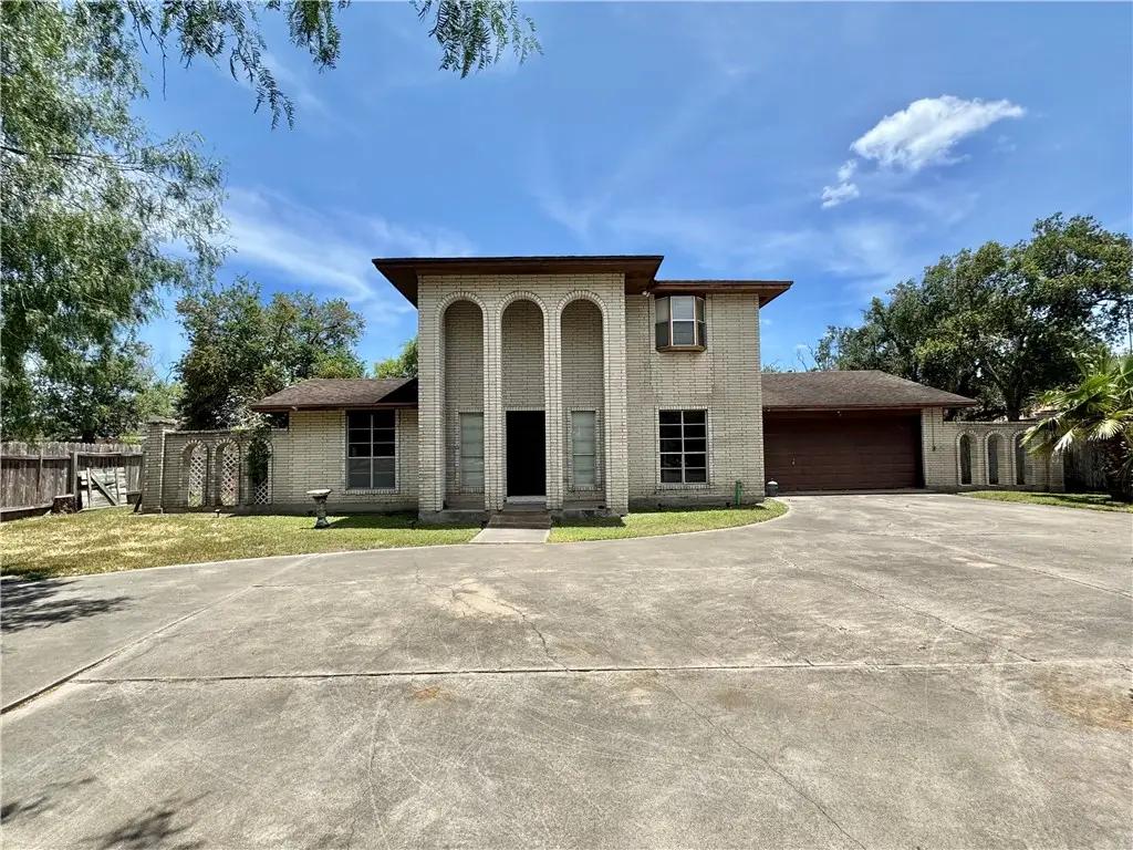 503 E Ailsie Avenue, Kingsville, TX 78363 - Image #1
