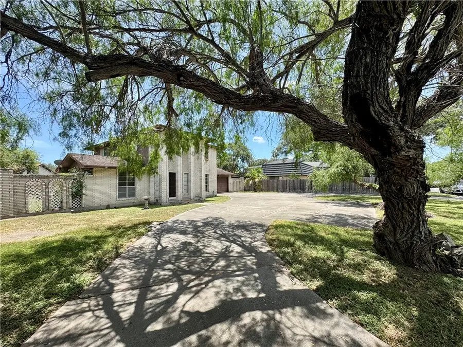 503 E Ailsie Avenue, Kingsville, TX 78363 - Image #3