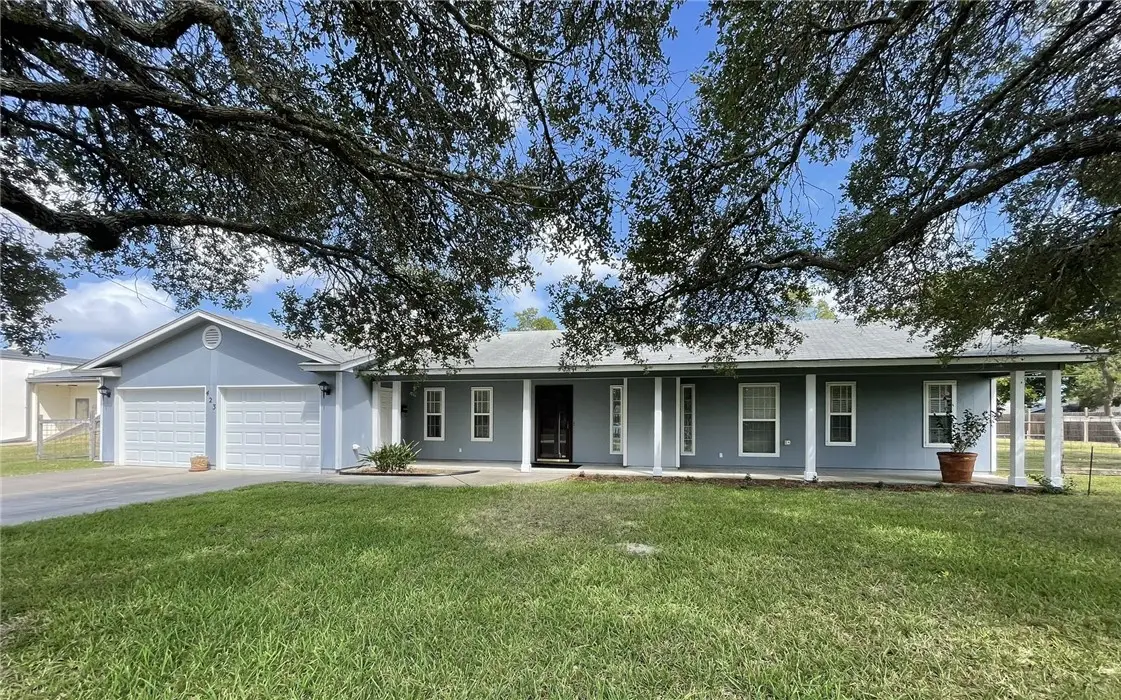 423 S 12th Street, Aransas Pass, TX 78336 - Image #1