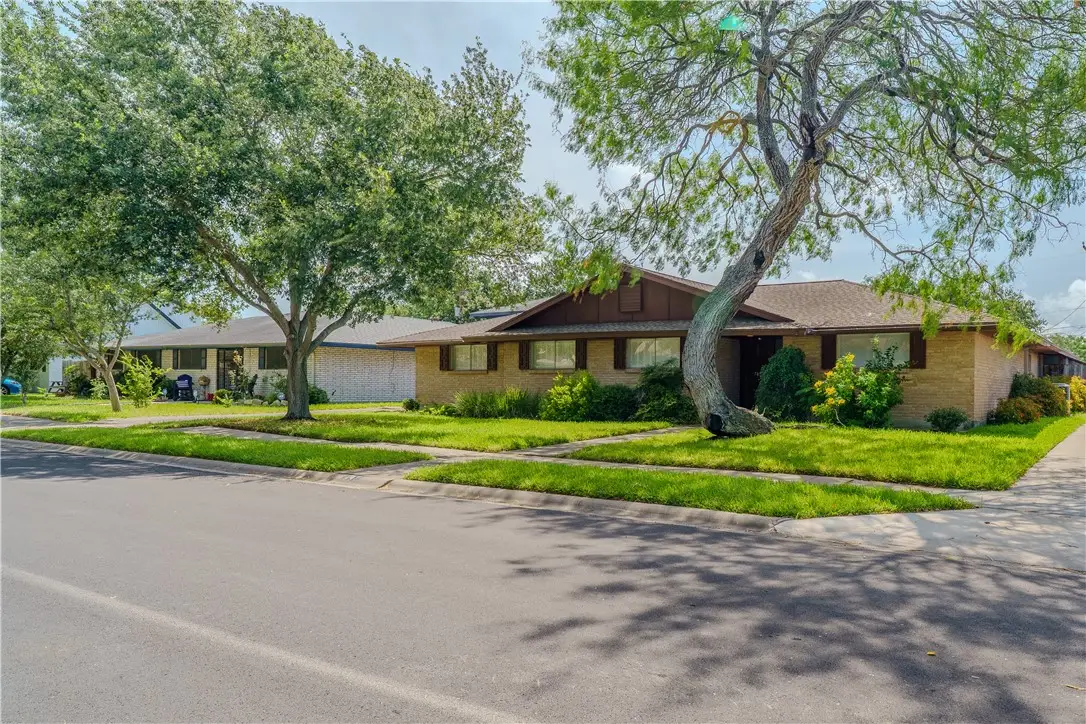 741 Monette Drive, Corpus Christi, TX 78412 - Image #1