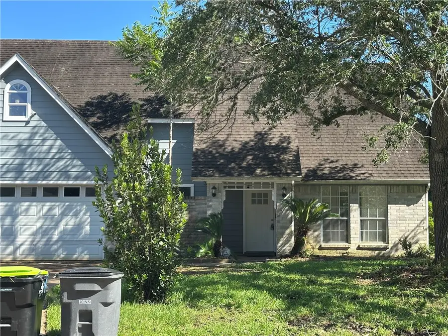 2616 El Camino Dr, Bay City, TX 77414 - Image #2