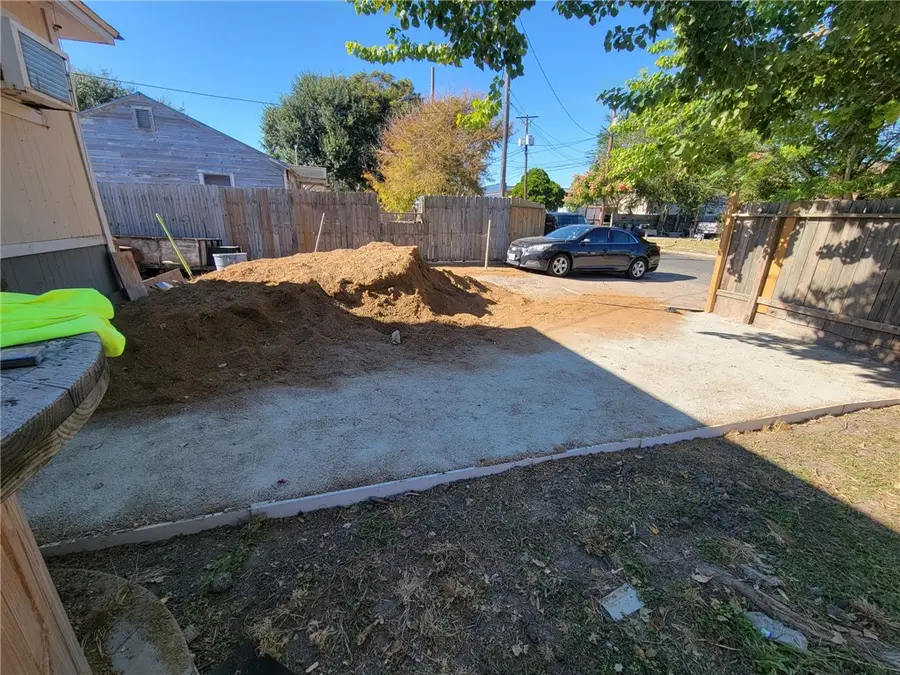 6505 Birmingham Street, Corpus Christi, TX 78414 - Image #2