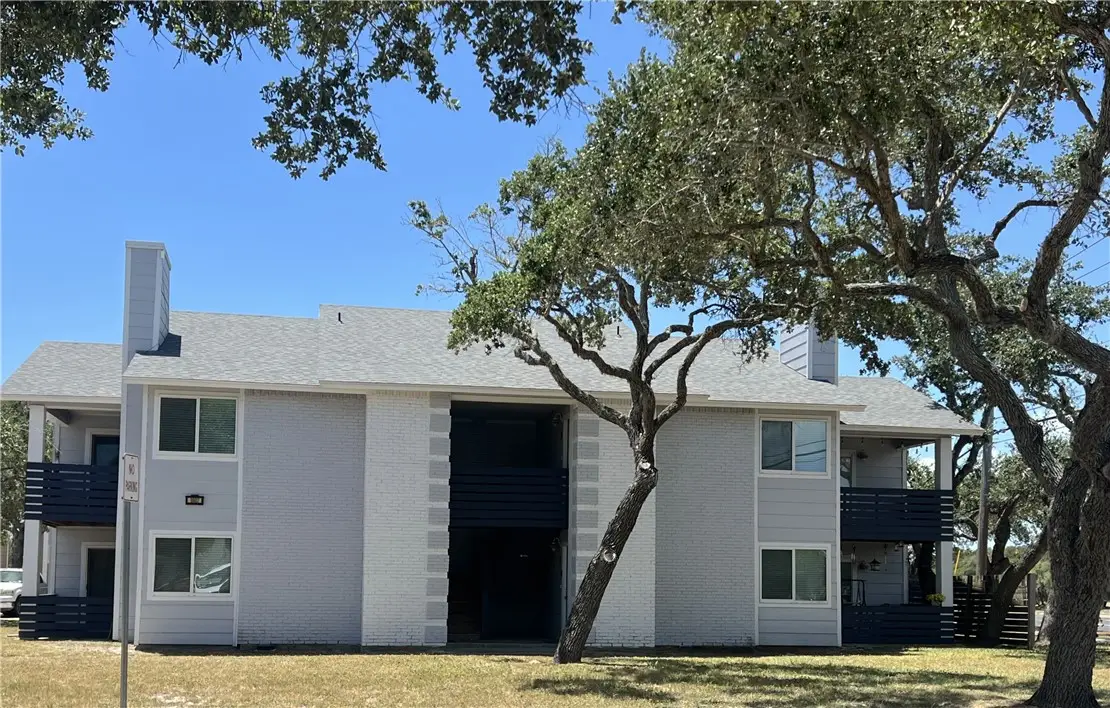 1807 Harbor Drive, Rockport, TX 78382 - Image #1