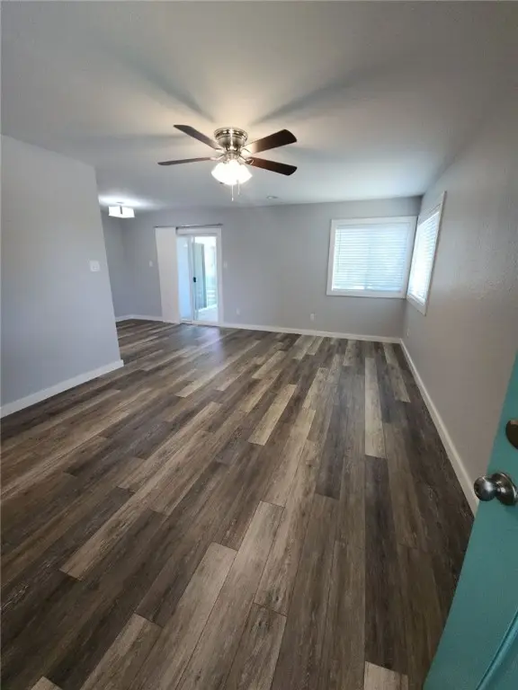 1807 Harbor Drive, Rockport, TX 78382 - Image #2