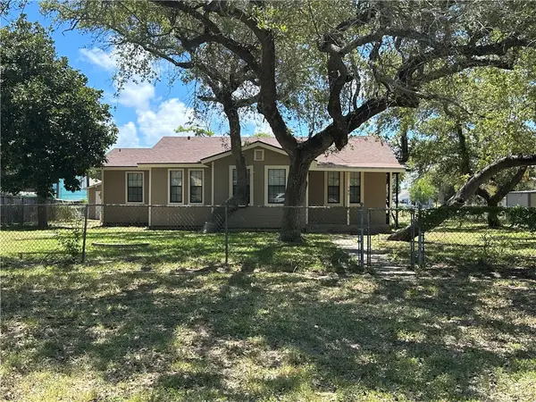 745 S Rife Street, Aransas Pass, TX 78336