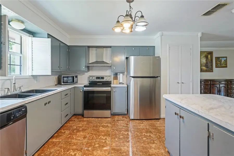 10725 Westview Drive, Corpus Christi, TX 78410 - Image #2