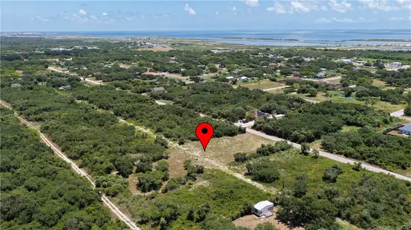 624 N Whitney St, Aransas Pass, TX 78336