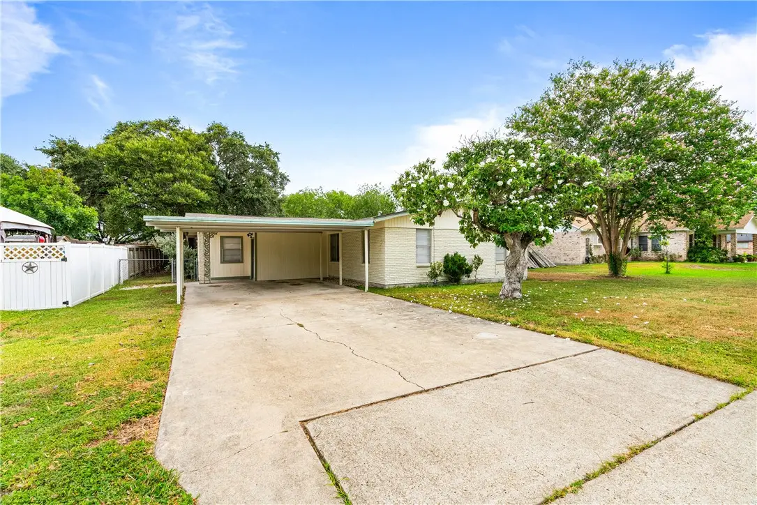 10610 Hurst Drive, Corpus Christi, TX 78410 - Image #1