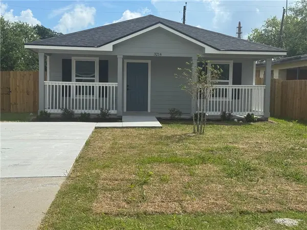 3214 Buddy Lawrence Drive, Corpus Christi, TX 78408