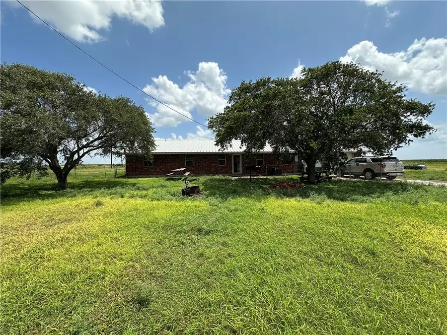7602 Fm 796, Skidmore, TX 78389 - Image #2