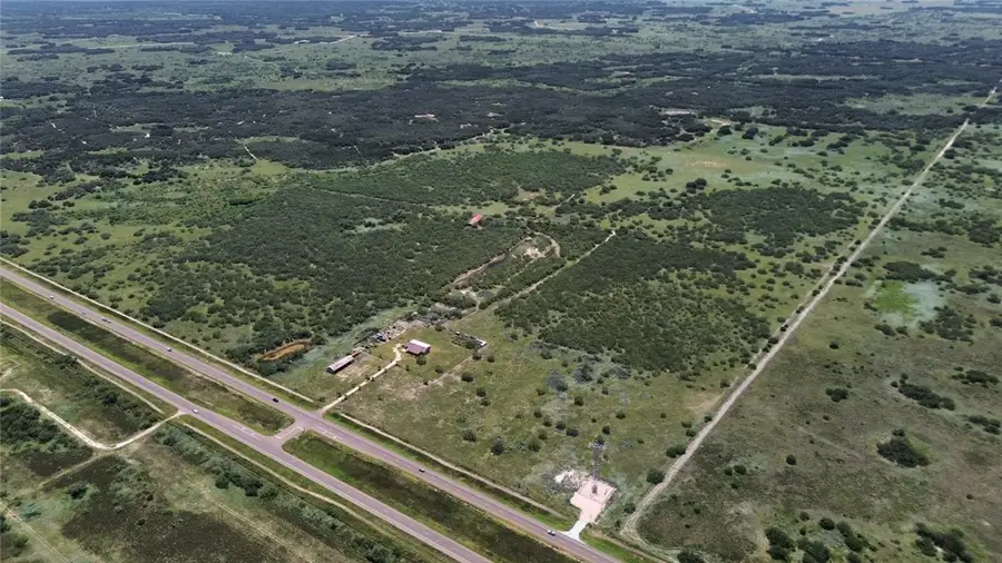 #694 Us-281 Highway, Falfurrias, TX 78355 - Image #2