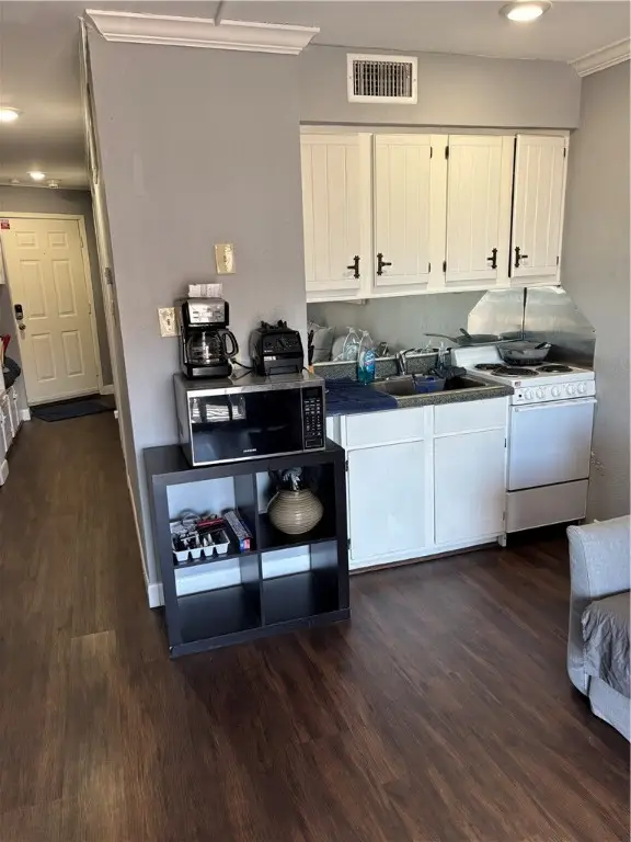 3938 Surfside Boulevard #1133, Corpus Christi, TX 78402 - Image #3