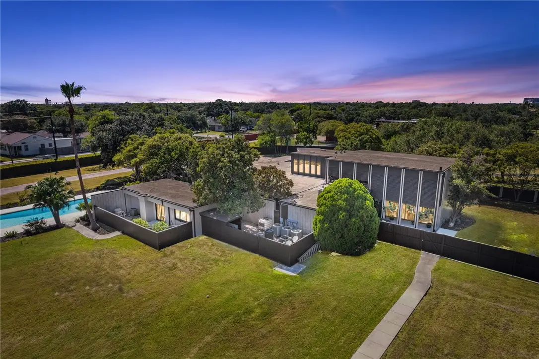 35 Hewit Drive, Corpus Christi, TX 78404 - #1