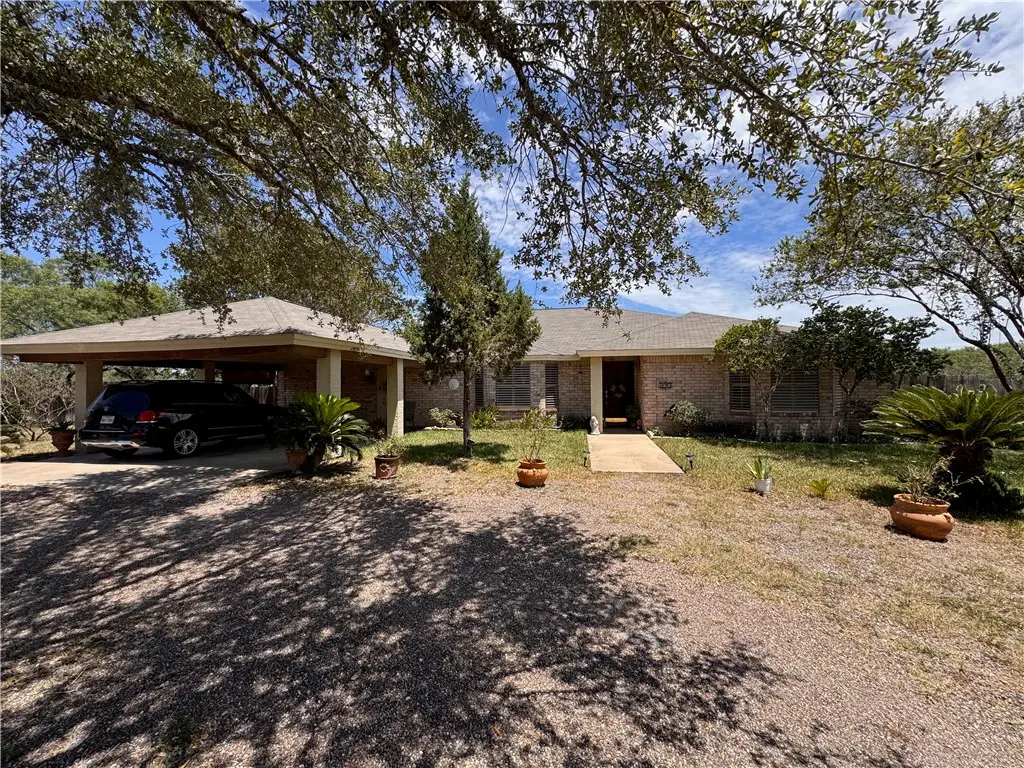 296 County Road 1601, Alice, TX 78332 - Image #1