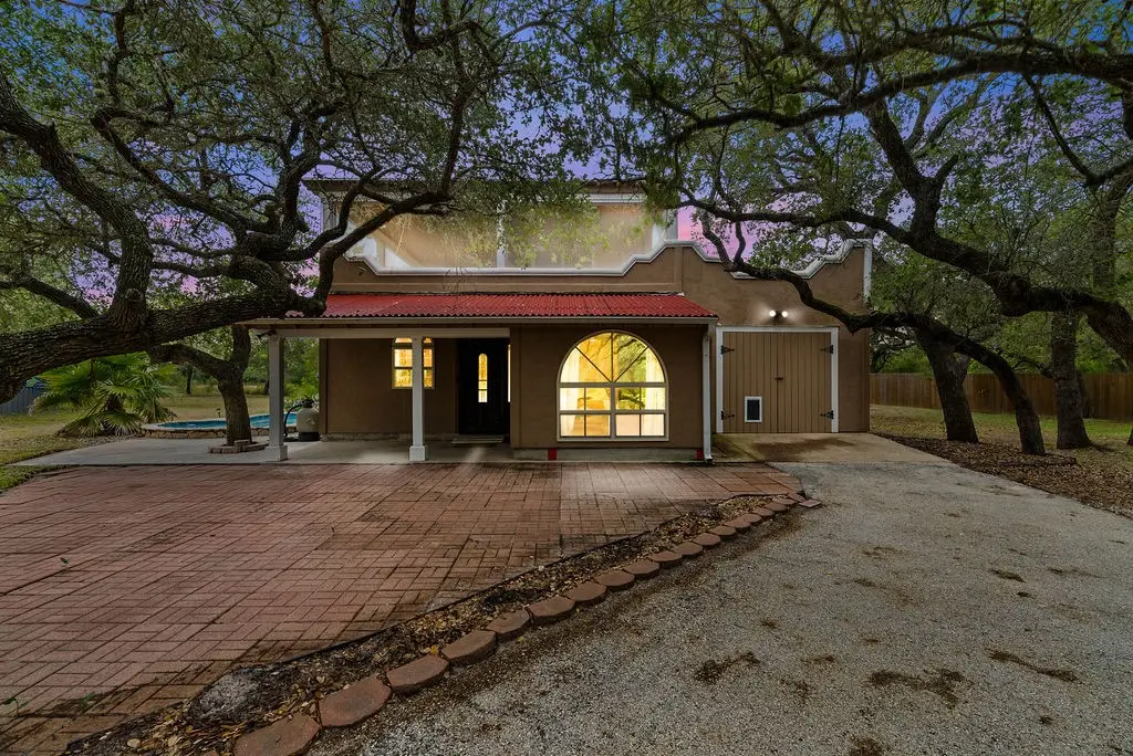 44 Twelfth Street, Rockport, TX 78382 - Image #1