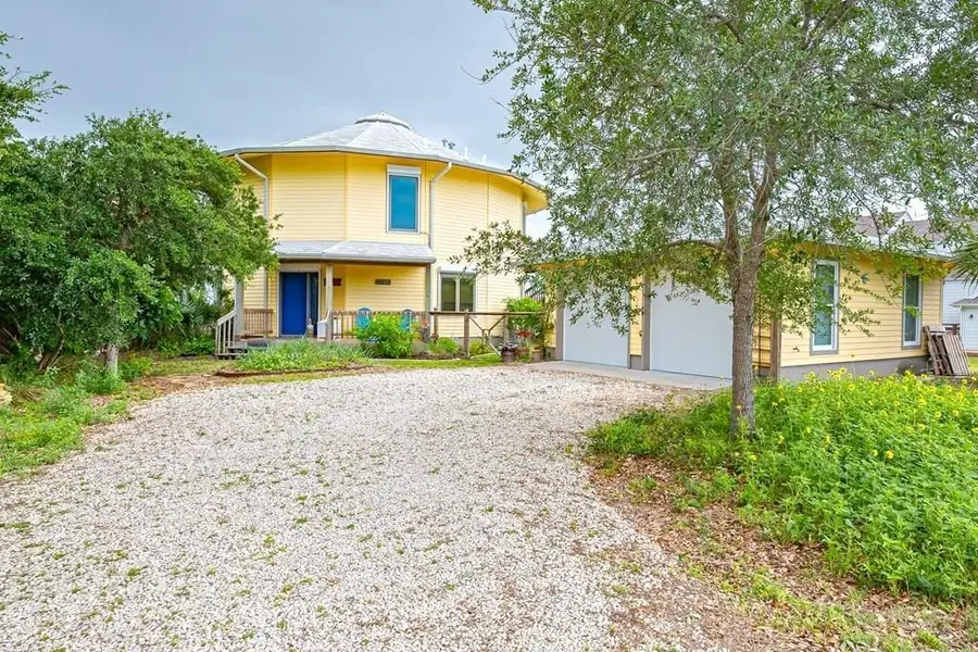 1722 Sorenson Drive, Rockport, TX 78382 - Image #2