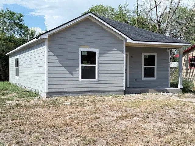 810 Saint Joseph Street, Alice, TX 78332 - Image #2