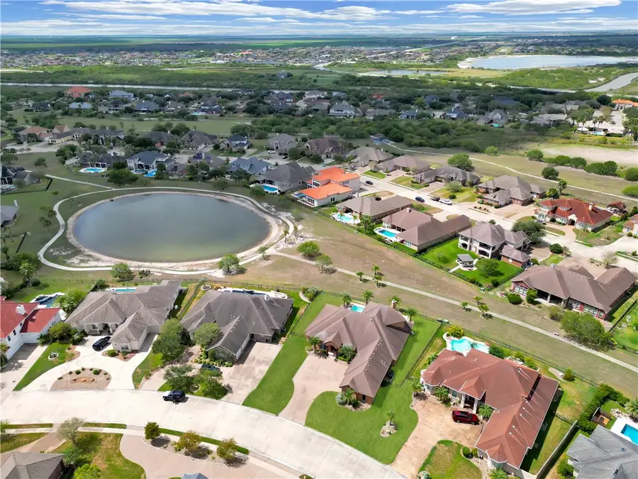 17 E Bar Le Doc Drive, Corpus Christi, TX 78414 - Image #3