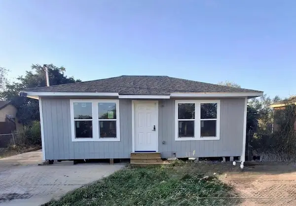 503 Oliver Street, Alice, TX 78332