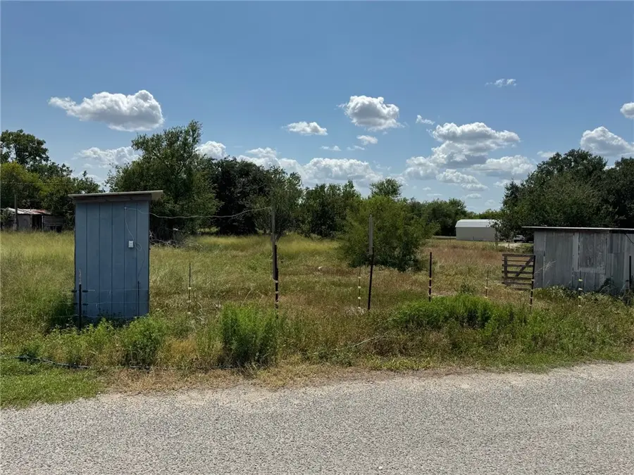 25125 County Road 201, Mathis, TX 78368 - Image #2