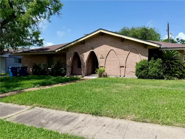 214 Sabine Street, Portland, TX 78374