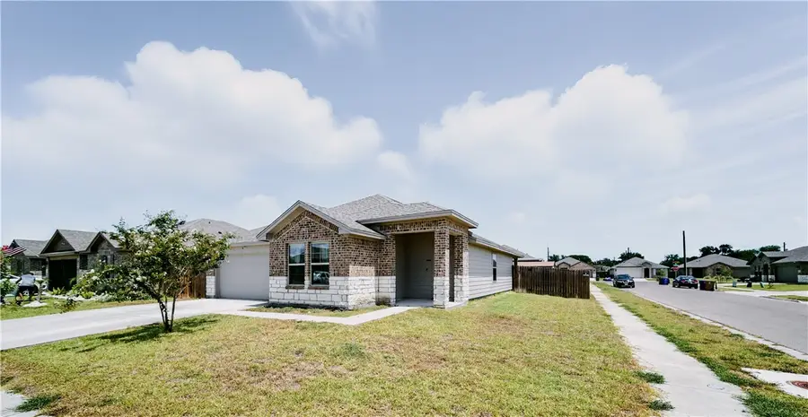 3902 Targaryen Way, Corpus Christi, TX 78410 - Image #2