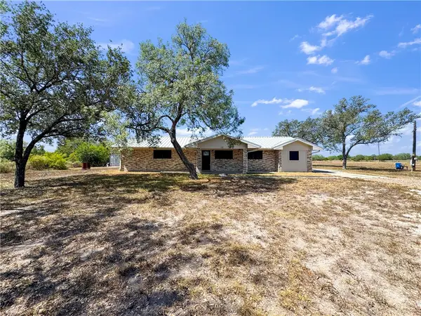 130 County Road 3211, Orange Grove, TX 78372