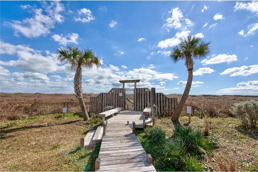 1319 S 11th Street #405, Port Aransas, TX 78373 - Image #3