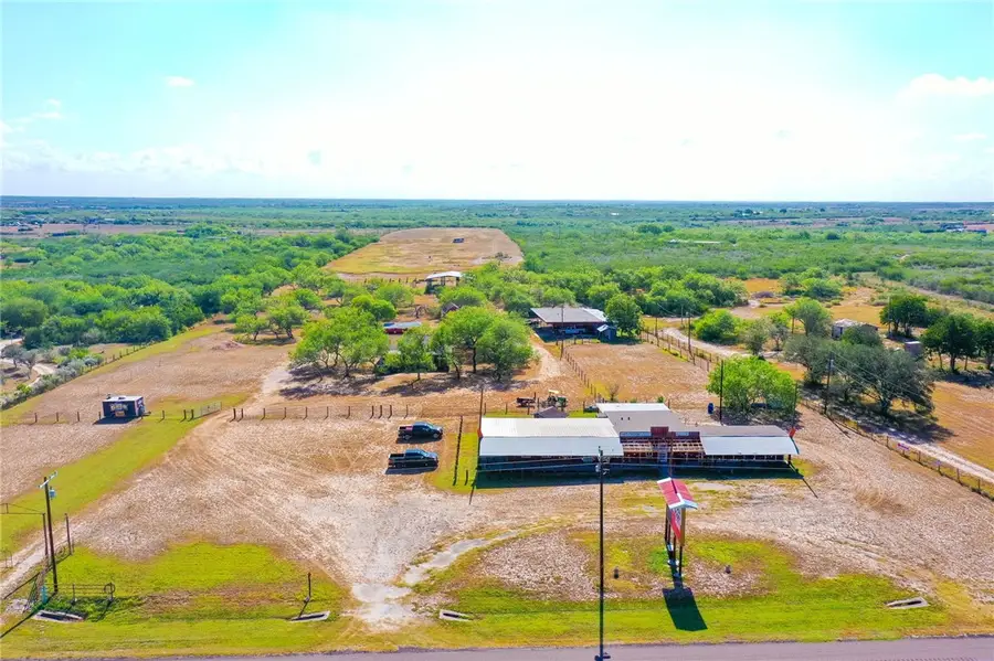 8086 N Hwy 281, Orange Grove, TX 78372 - Image #2