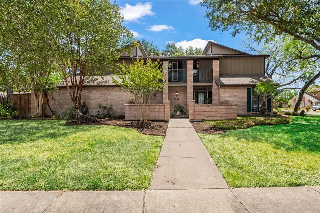 6202 Lost Creek Drive, Corpus Christi, TX 78413 - Image #1