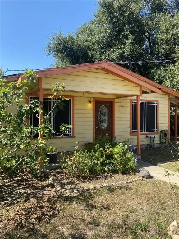 205 Monterrey Street, Alice, TX 78332 - Image #2