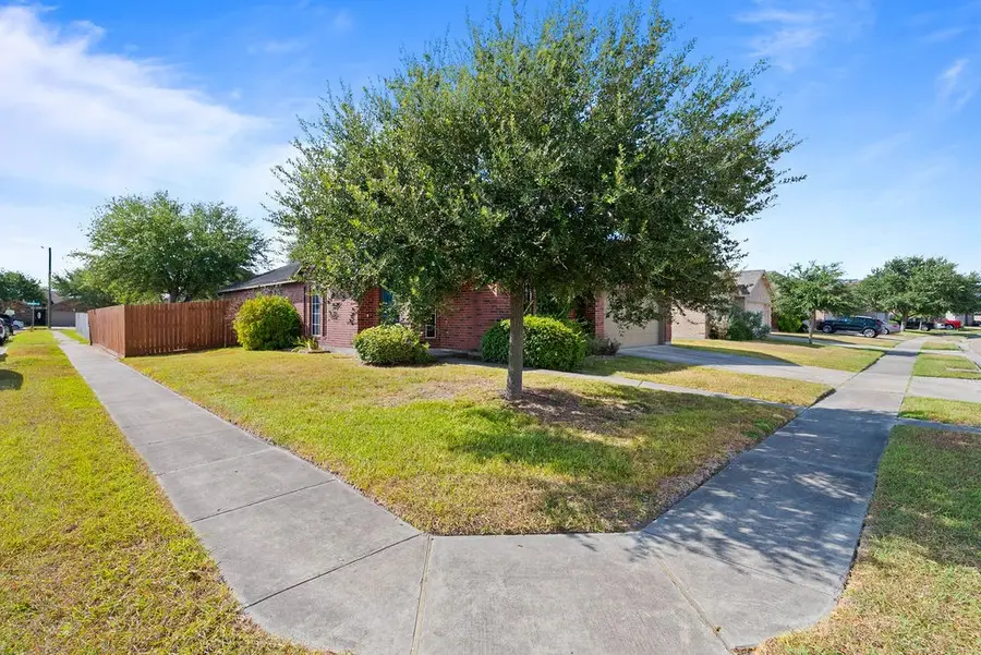 7510 Geiger Drive, Corpus Christi, TX 78414 - Image #2