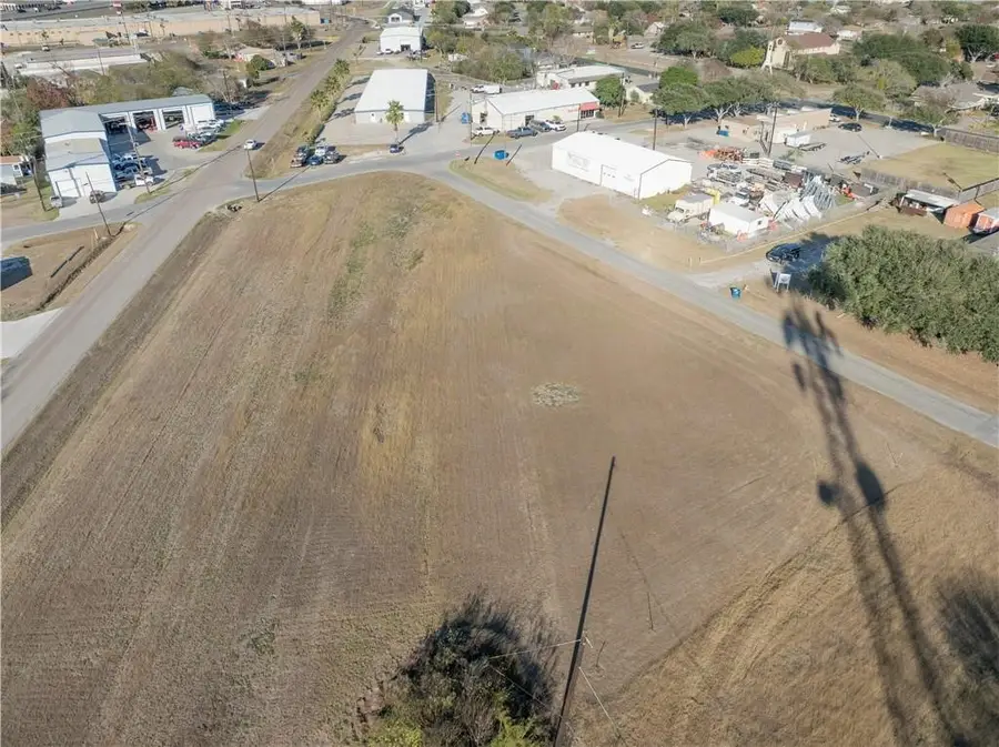 001 Railroad Avenue, Portland, TX 78374 - Image #2