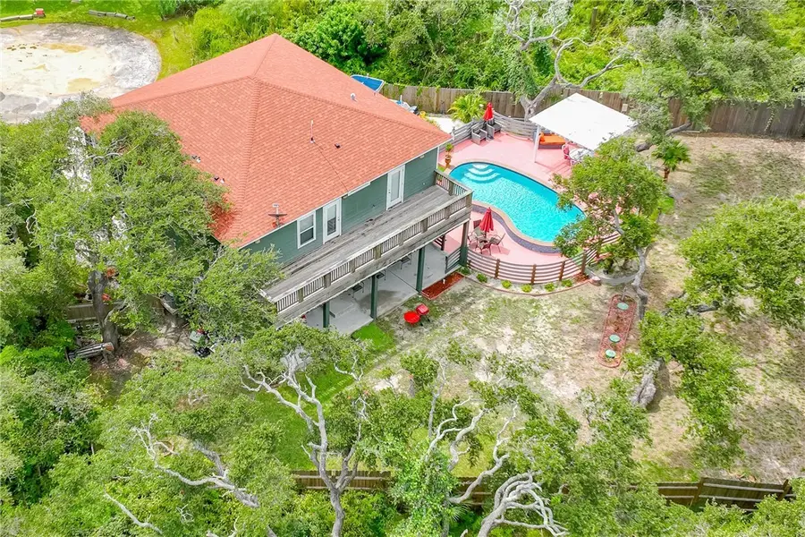 21 Bahama Street S, Rockport, TX 78382 - #3